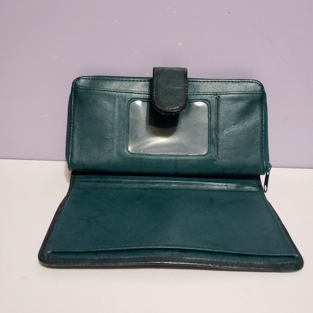 Buxton Genuine Leather Green Women's Zip Around Wallet 7"×4" - Picture 6 of 10